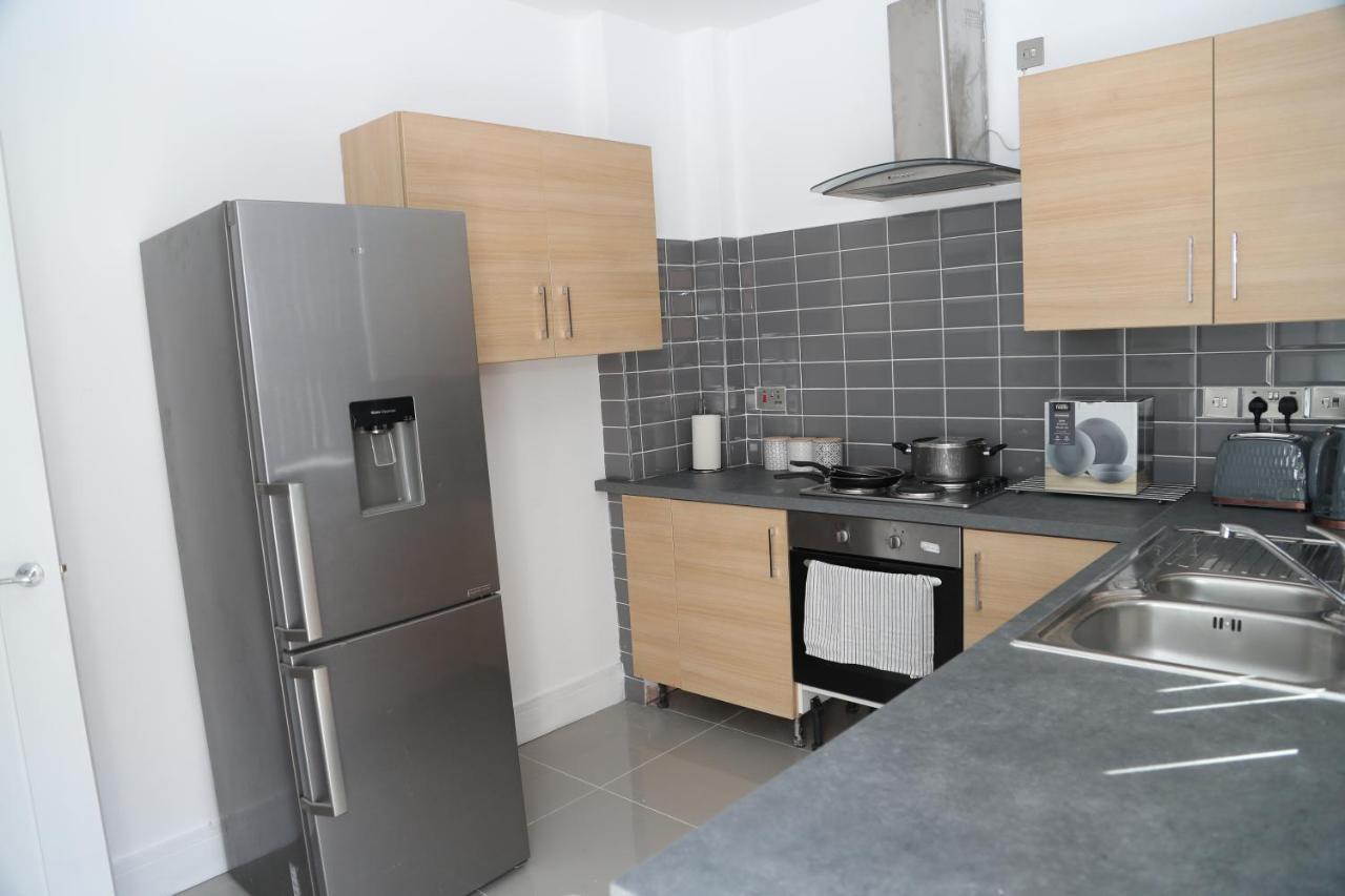Homely 1-Bed Apartment In برمنغهام المظهر الخارجي الصورة